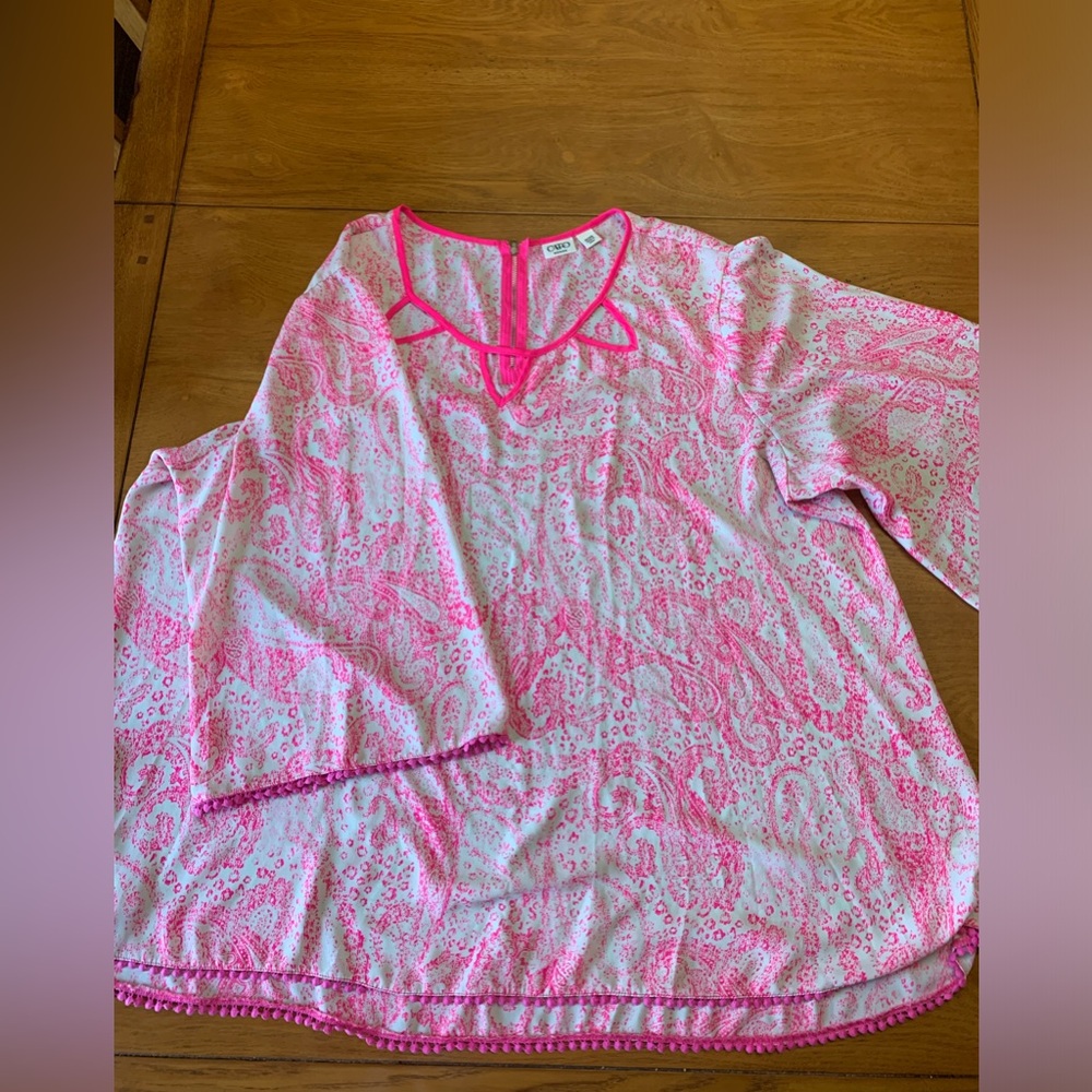 Women’s plus size 26/28w blouse - hot pink and cream